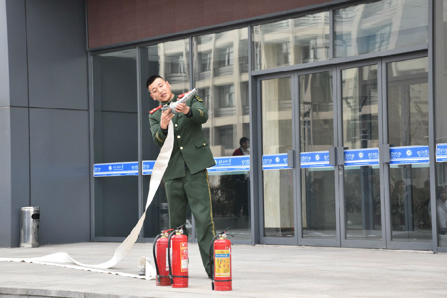 消防讲座1.JPG